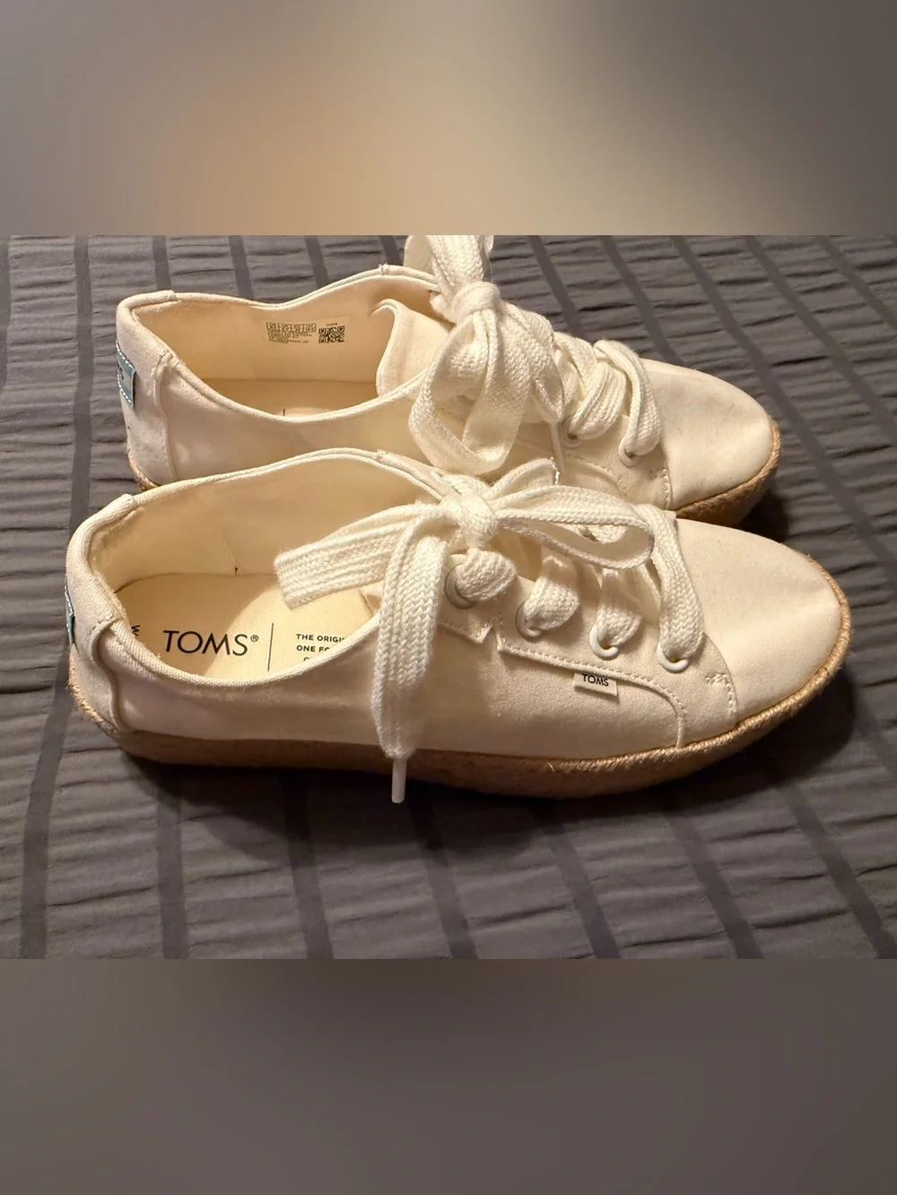 Tom’s women’s platform espadrille sneakers sz 8.5